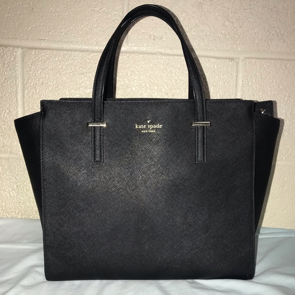 kate spade Handbags - Kate Spade Cedar Street Hayden 🎀